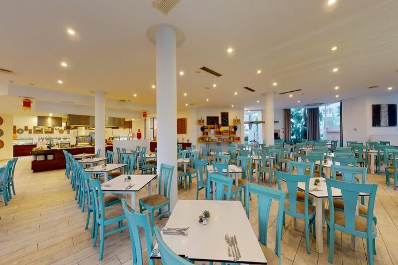 Aparthotel Tropic Garden Santa Eularia des Riu Bagian luar foto