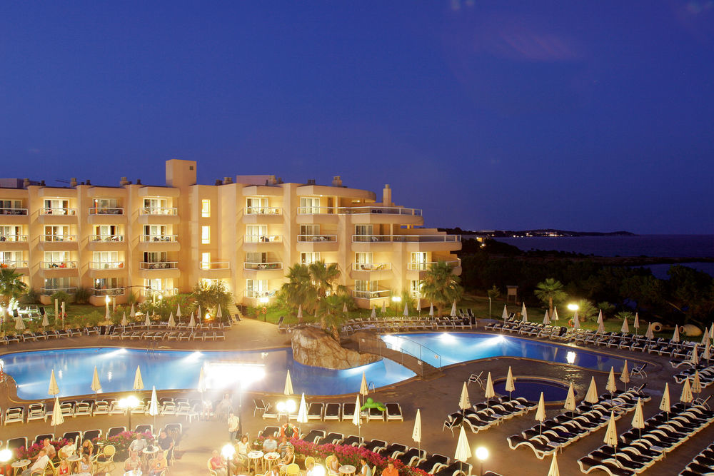 Aparthotel Tropic Garden Santa Eularia des Riu Bagian luar foto