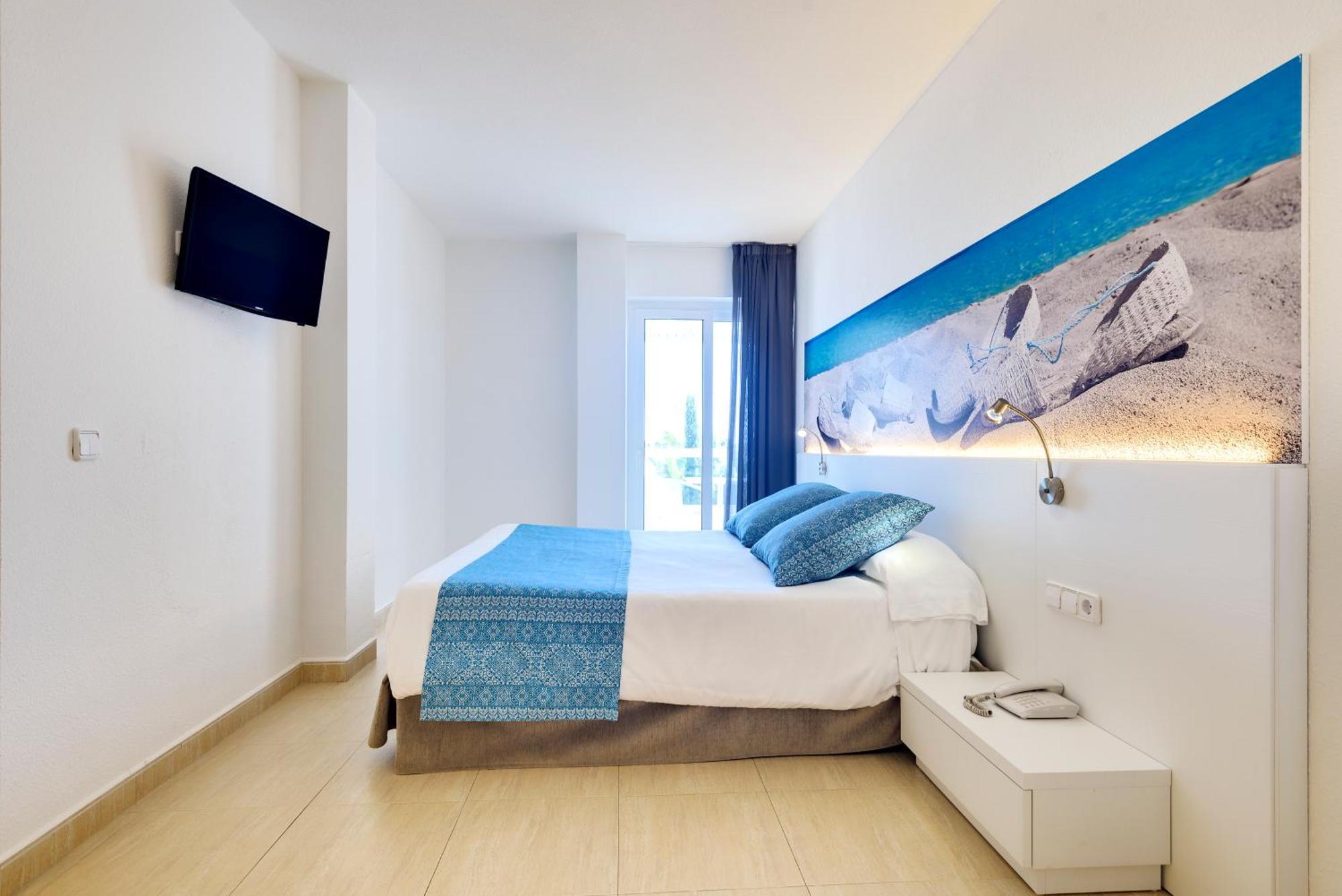 Aparthotel Tropic Garden Santa Eularia des Riu Bagian luar foto